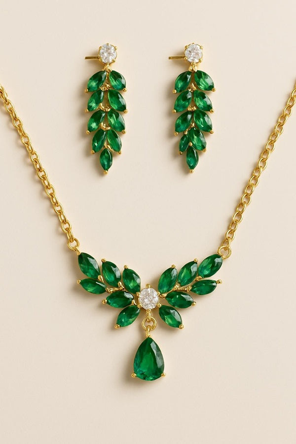 Pure Luxe – 18K Gold Plated Necklace Set